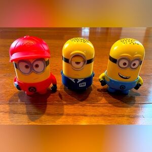 Minions Despicable Me 4 McDonald’s Toys-Pit Crew Ron, AVL Jerry, Ron